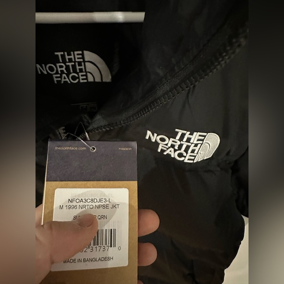 The North Face 1996 Retro Nuptse 700 Fill Packable Jacket
Black BRAND NEW - Picture 2 of 7